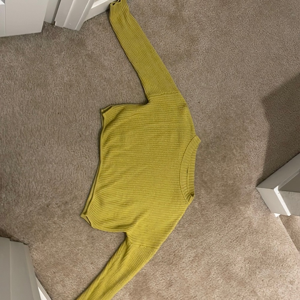 Mustard yellow cropped sweater shirt